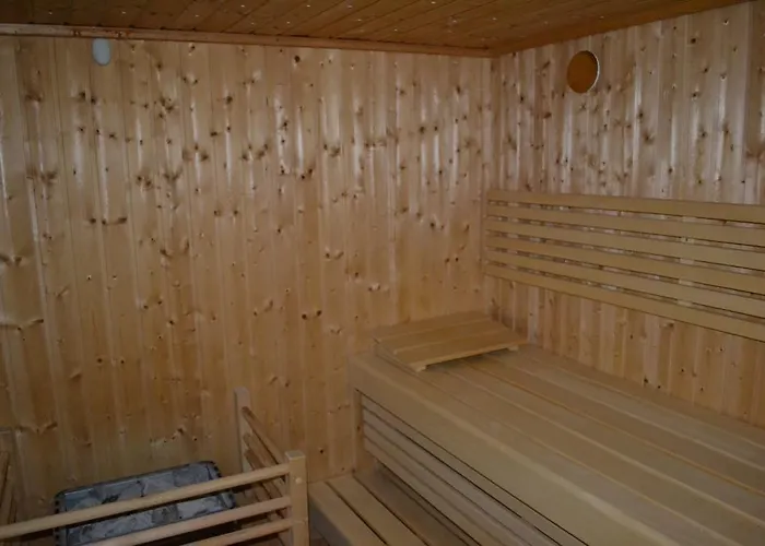 罗莎之家酒店 4*