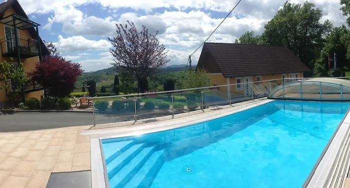 罗莎之家酒店 甘利特茨